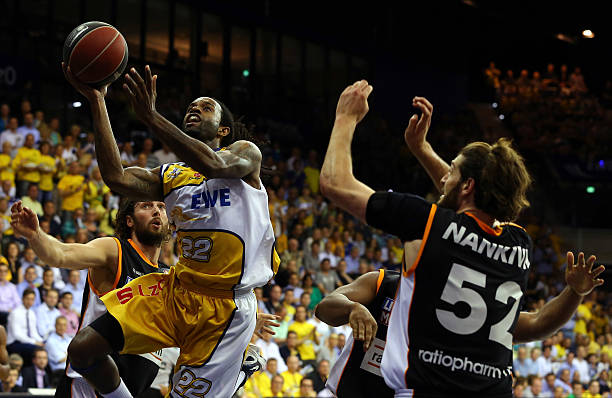 在这场备受 在这场备受